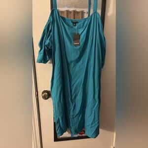 Torrid Cold Shoulder Drew size 3 (22-24) NWT